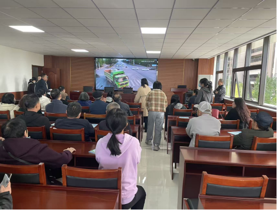 配资查询官网 潍坊诸城：滨河区万里社区组织开展电动车安全预警宣讲活动